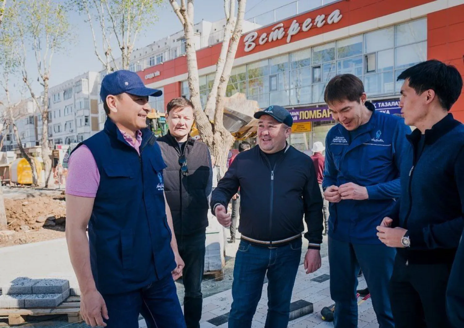Алтай Кульгинов рассказал о благоустройстве столичных районов