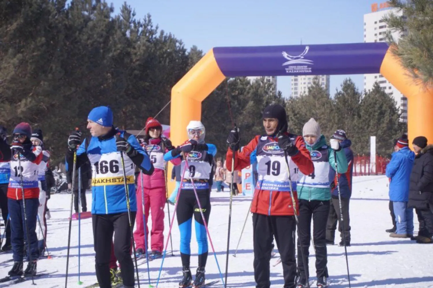 Свыше 200 человек приняли участие в городском чемпионате по лыжным гонкам в Нур-Султане