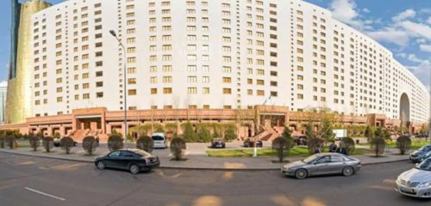 В Нур-Султане могут запустить автобусную полосу на Мангилик Ел