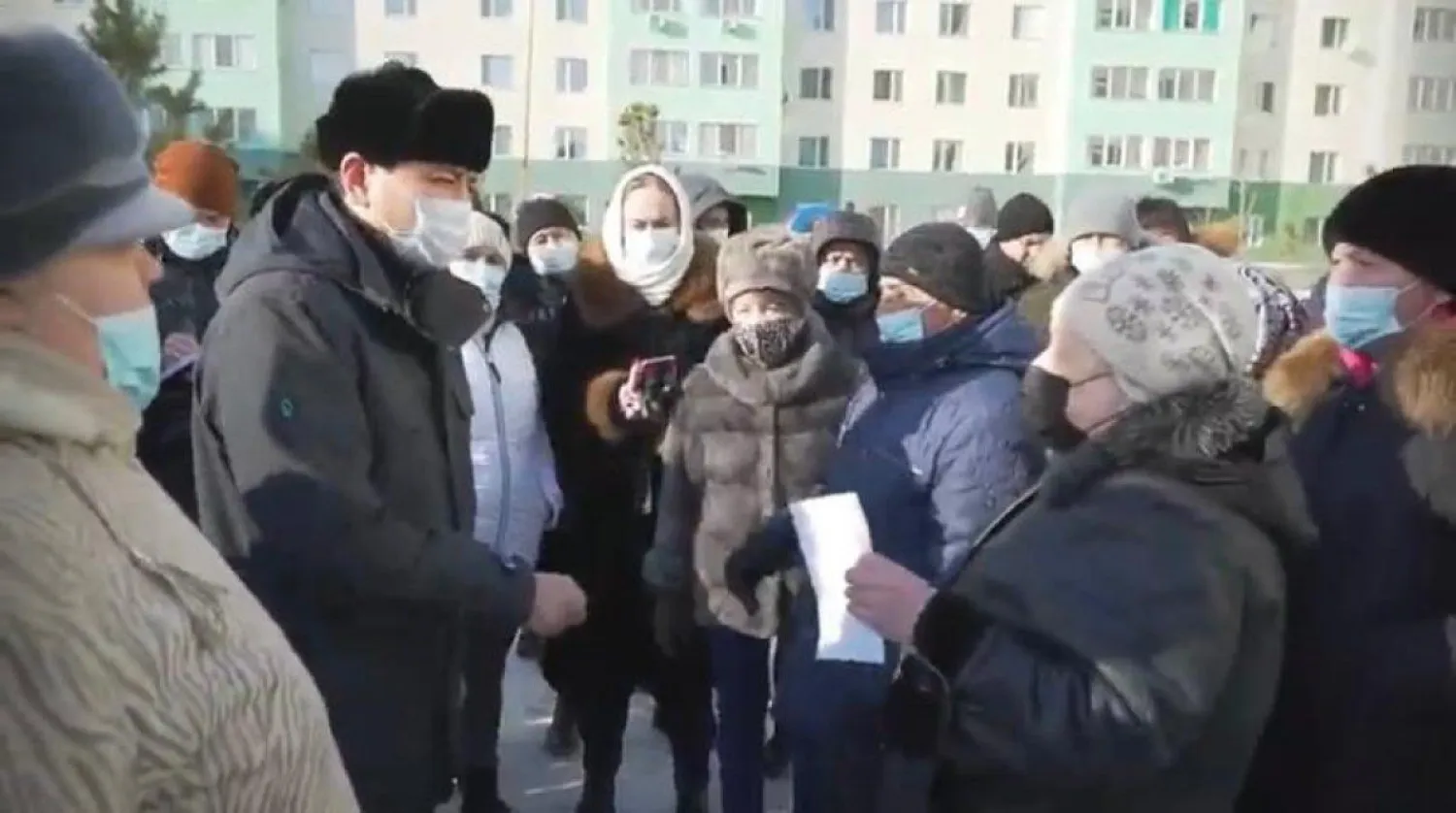 Алтай Кульгинов встретился с жителями домов по улице Е-16