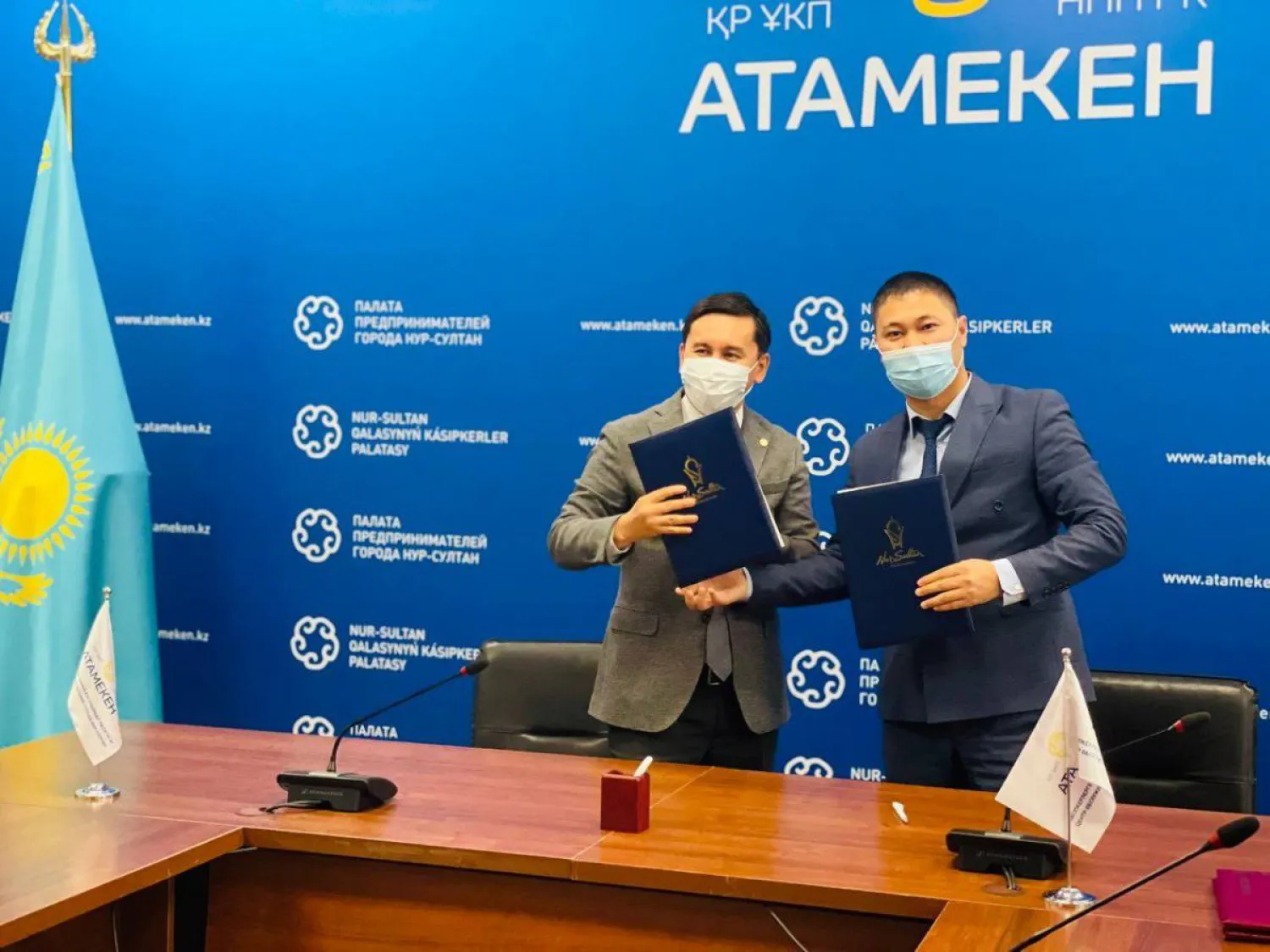 В столице для предпринимателей проведут бесплатное обучение казахскому языку