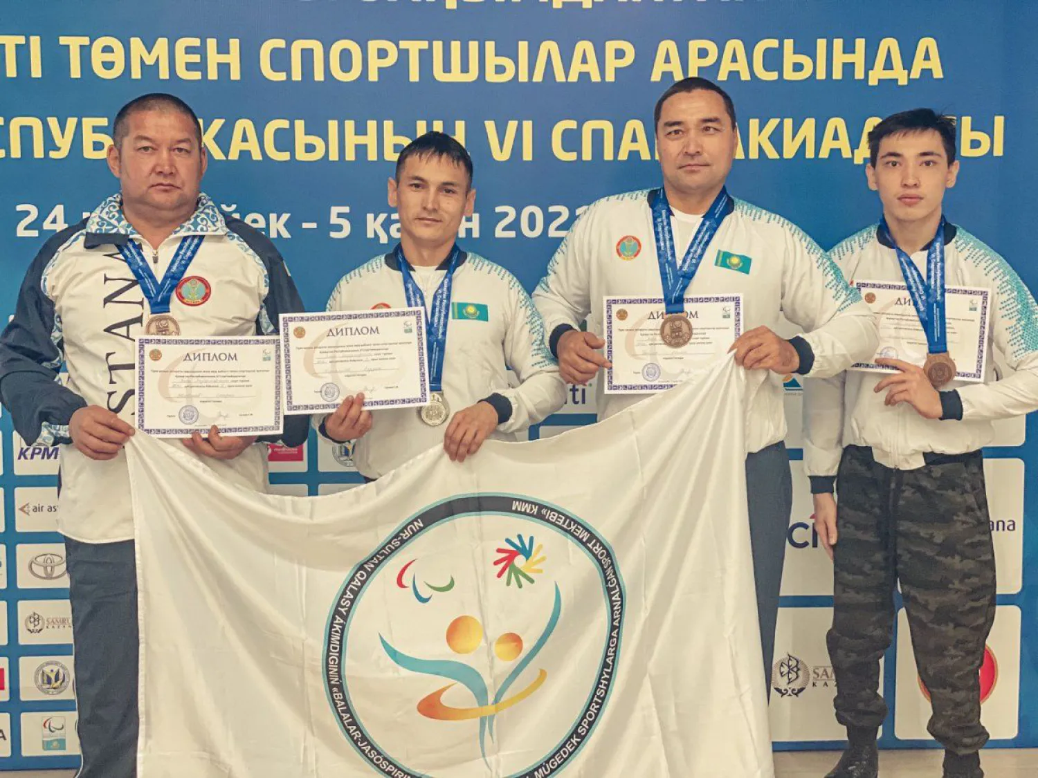 Серебро и три бронзы завоевали столичные пауэрлифтеры на Спартакиаде РК