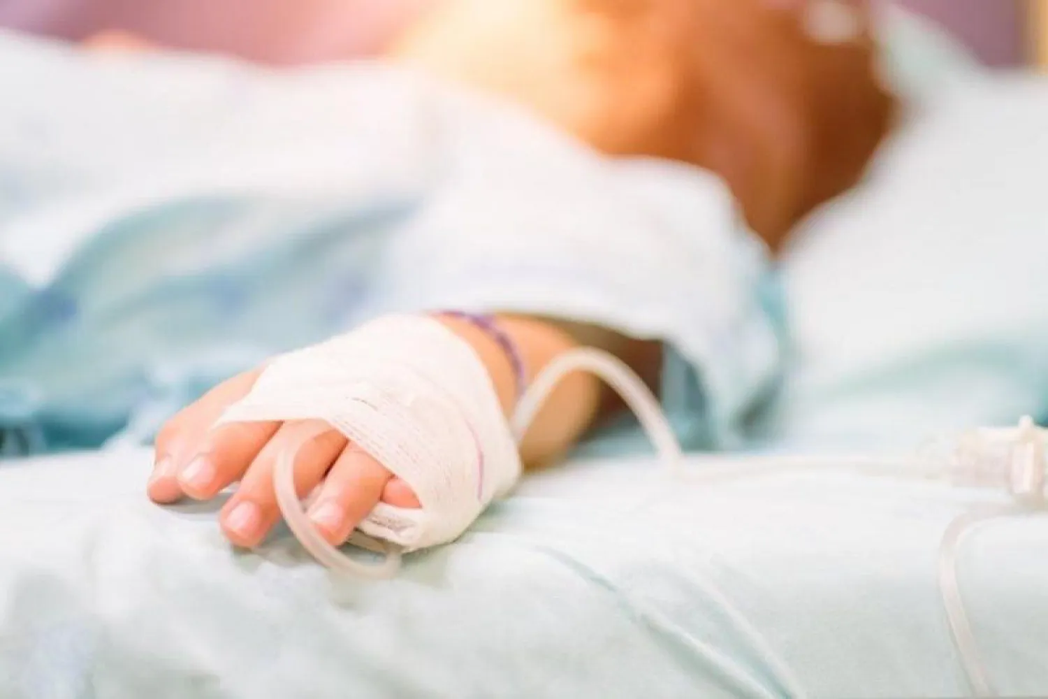 Свыше 30 тысяч пациентов с КВИ получают лечение в стационарах