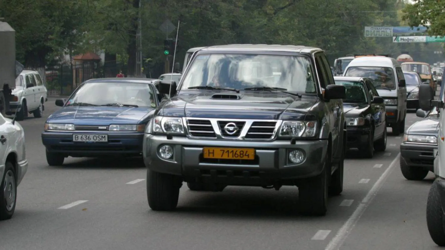 Автовладельцам нужно вывезти из Казахстана около 3000 иностранных авто