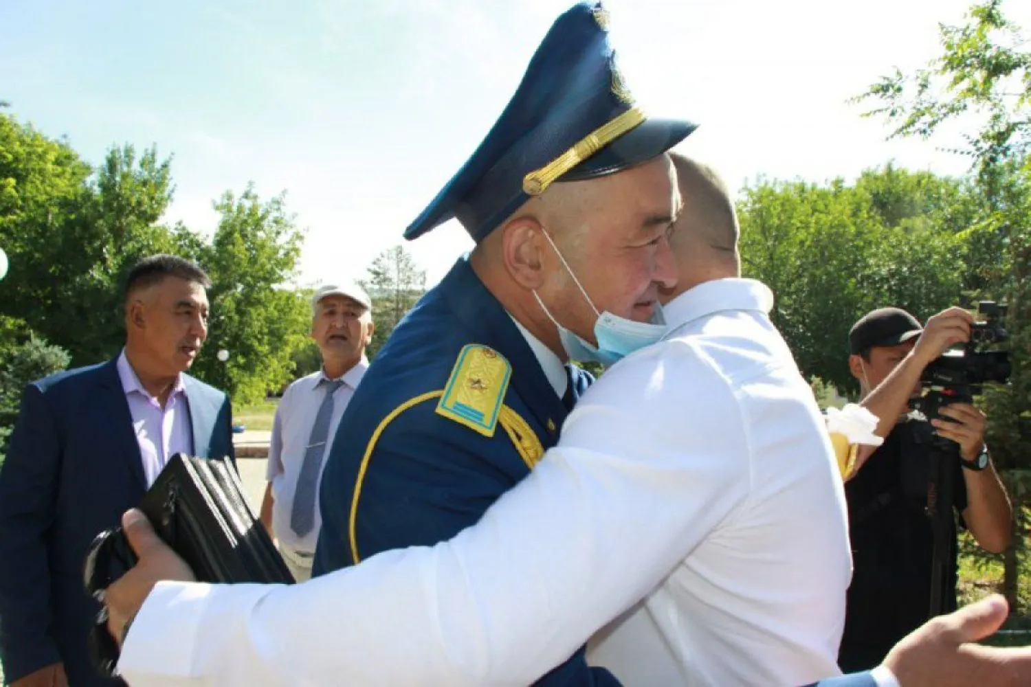 Выпускники военного летного института встретились в родном вузе спустя 20 лет