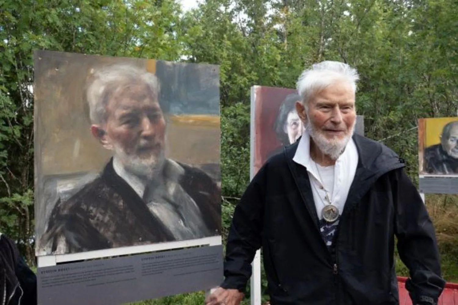 Норвежский художник просит казахстанских ветеранов откликнуться