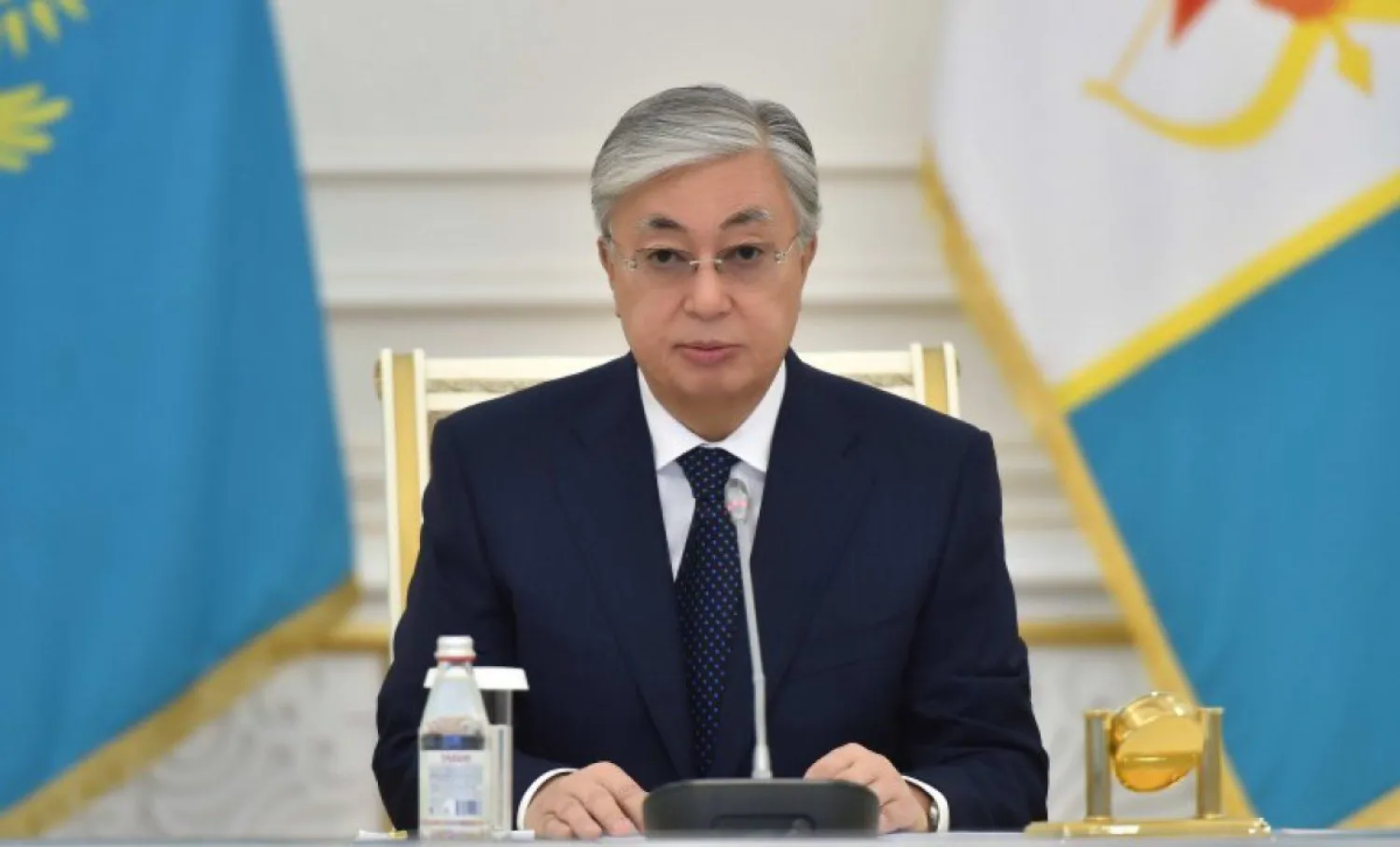 Глава государства поздравил издания «Астана ақшамы» и «Вечерняя Астана» с 30-летием