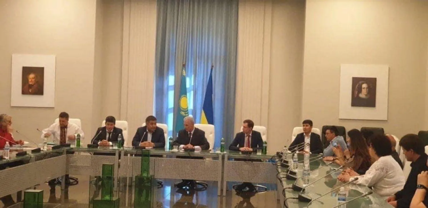 «Слова назидания» Абая Кунанбаева перевели на украинский язык