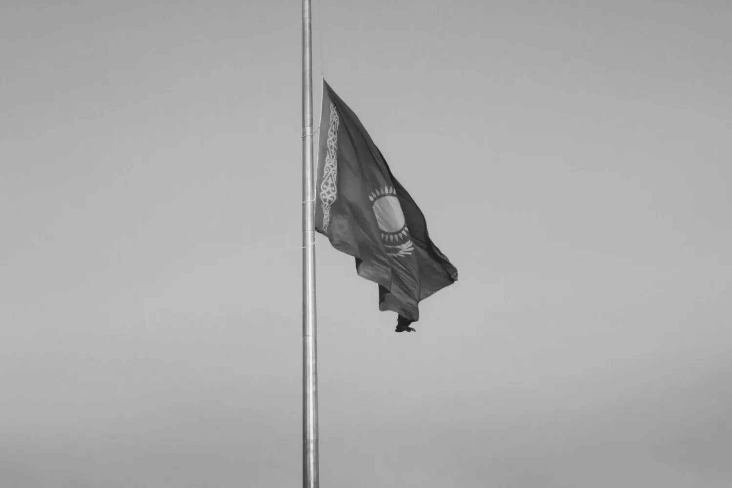 Сегодня - День общенационального траура