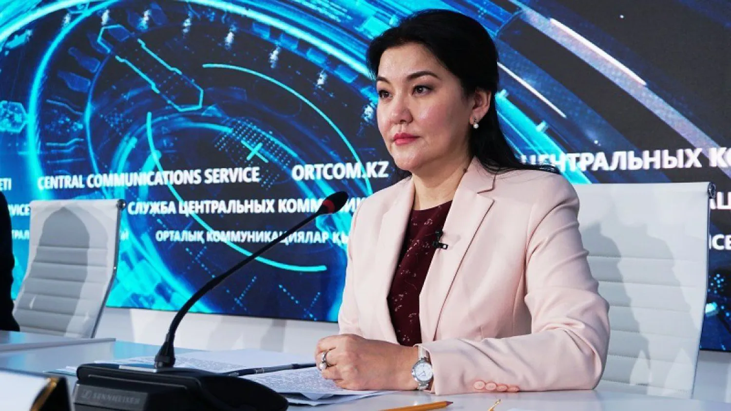 Почему сотрудники минздрава не могут работать в инфекционных стационарах, пояснила вице-министр