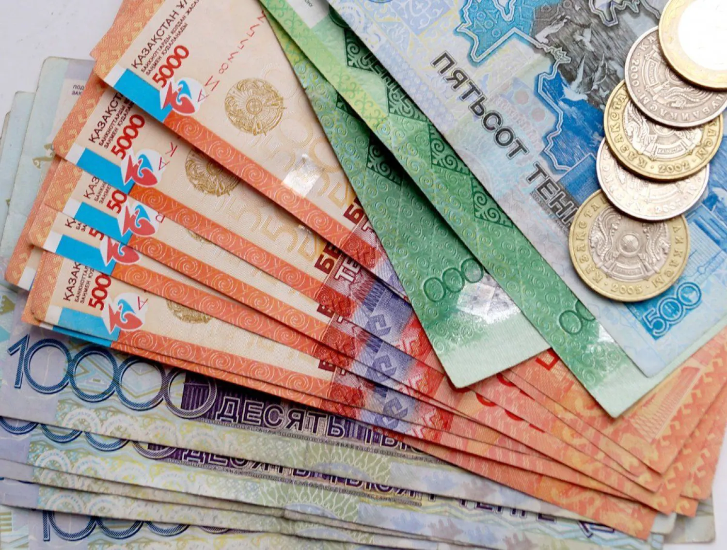 Выплаты медикам, заразившимся КВИ во время работы с пациентами, еще не произведены