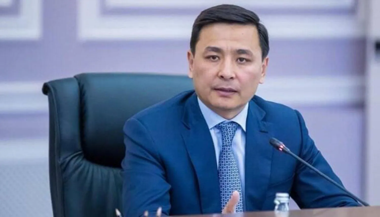 Алтай Кульгинов призвал жителей столицы самоизолироваться и соблюдать дисциплину