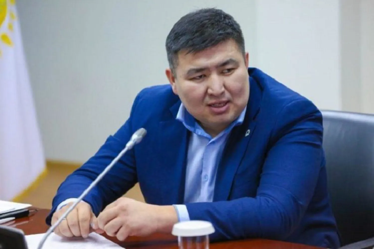Связана ли активность Jas Otan c предстоящими выборами?