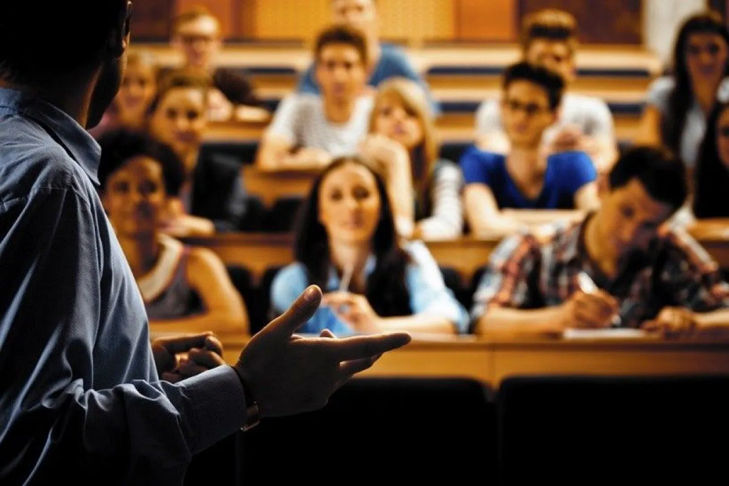 Заработная плата преподавателей вузов должна повыситься - МОН РК
