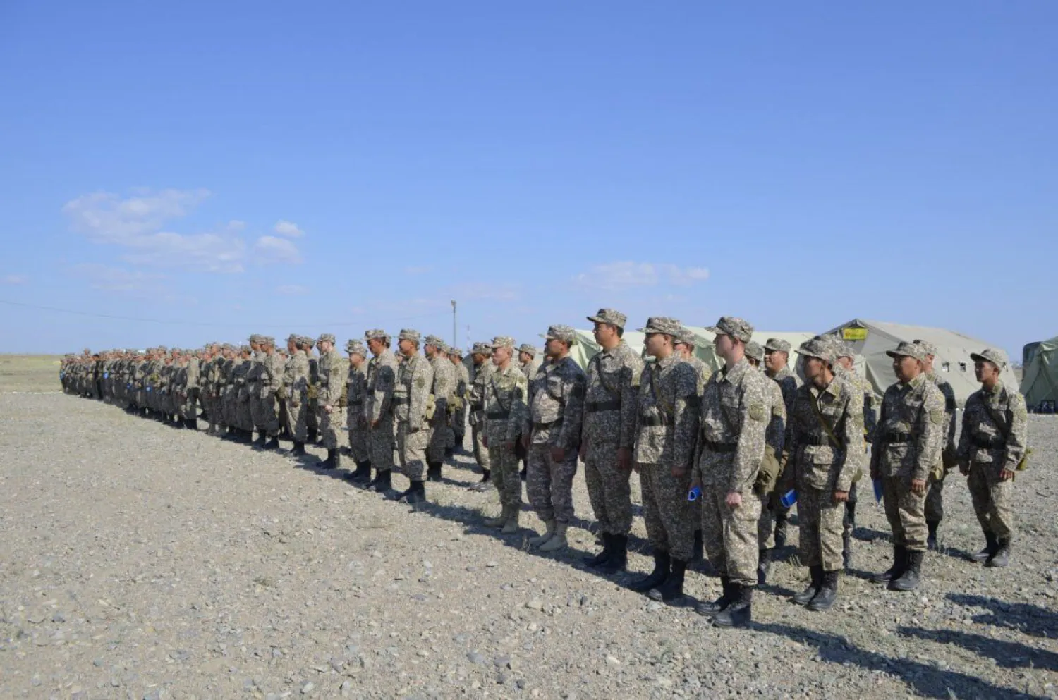 В Вооруженных силах проходят учебные сборы военнообязанных