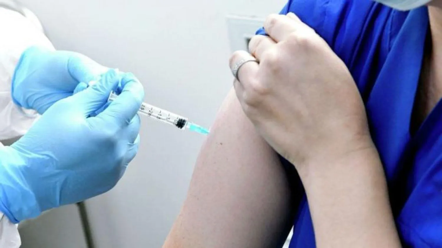 Смогут ли обучающиеся за рубежом студенты привиться вакциной Sinopharm, ответил вице-премьер
