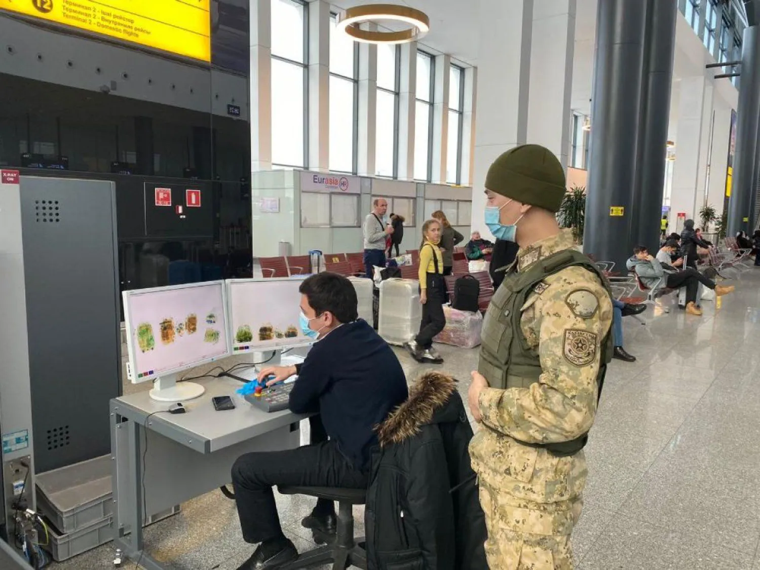 Два казахстанца с холодным оружием намеревались пересечь границу РК