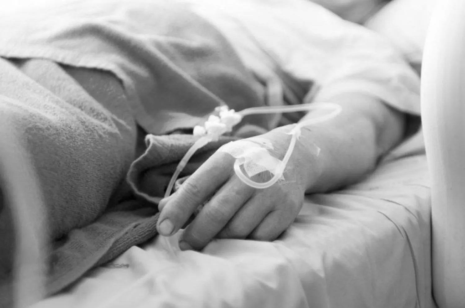 Девять человек скончались от коронавируса за сутки в РК