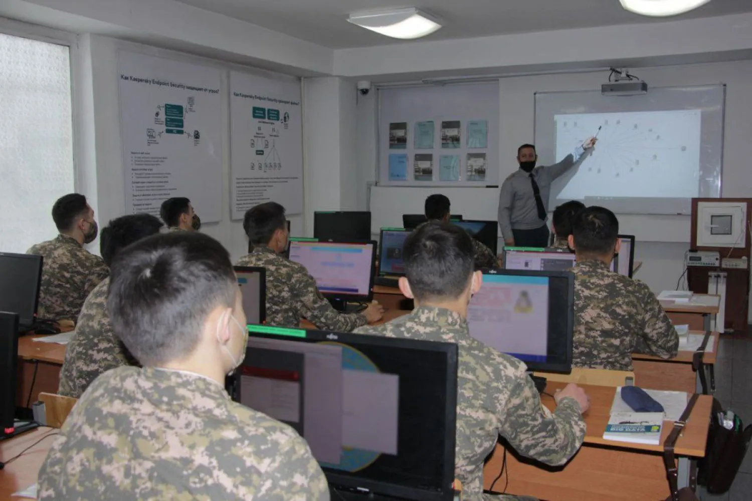 Подготовка IT-специалистов усиливается в военных учебных заведениях