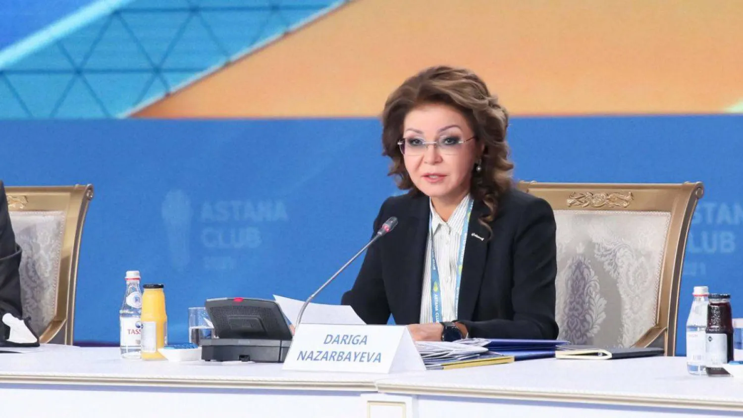 Восстановление режима взаимного доверия - это главное, что надо делать на международной арене - Назарбаева