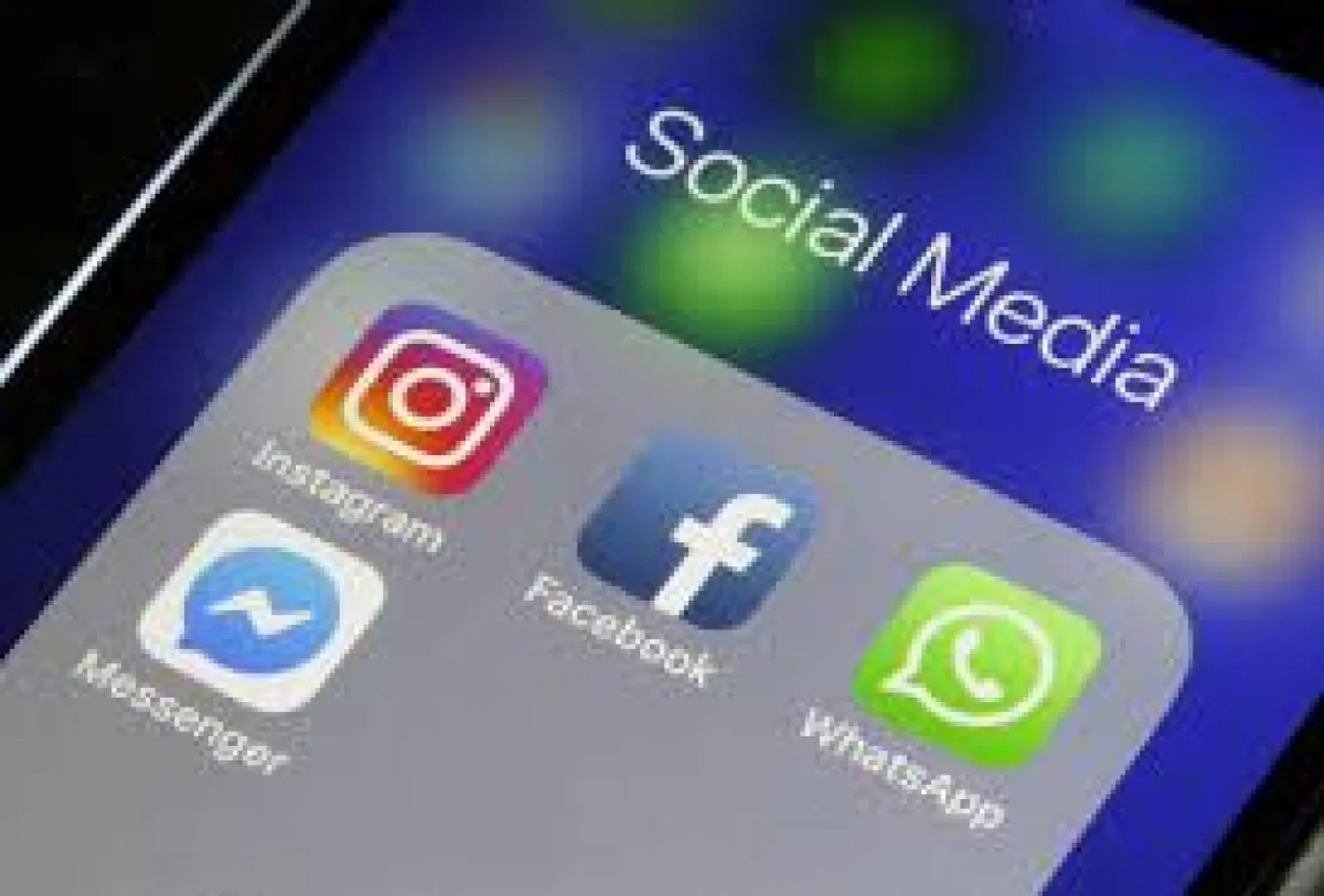 Сбой произошел в работе Instagram, Facebook и WhatsApp
