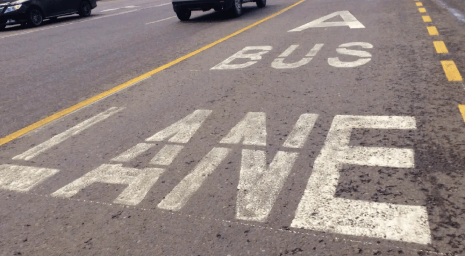 По улице Мухамедханова появится «Bus Lane»