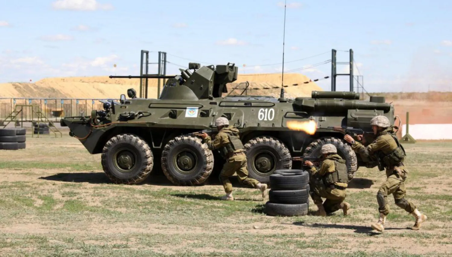 Боевые стрельбы проходят в десантно-штурмовых войсках казахстанской армии (ФОТО)