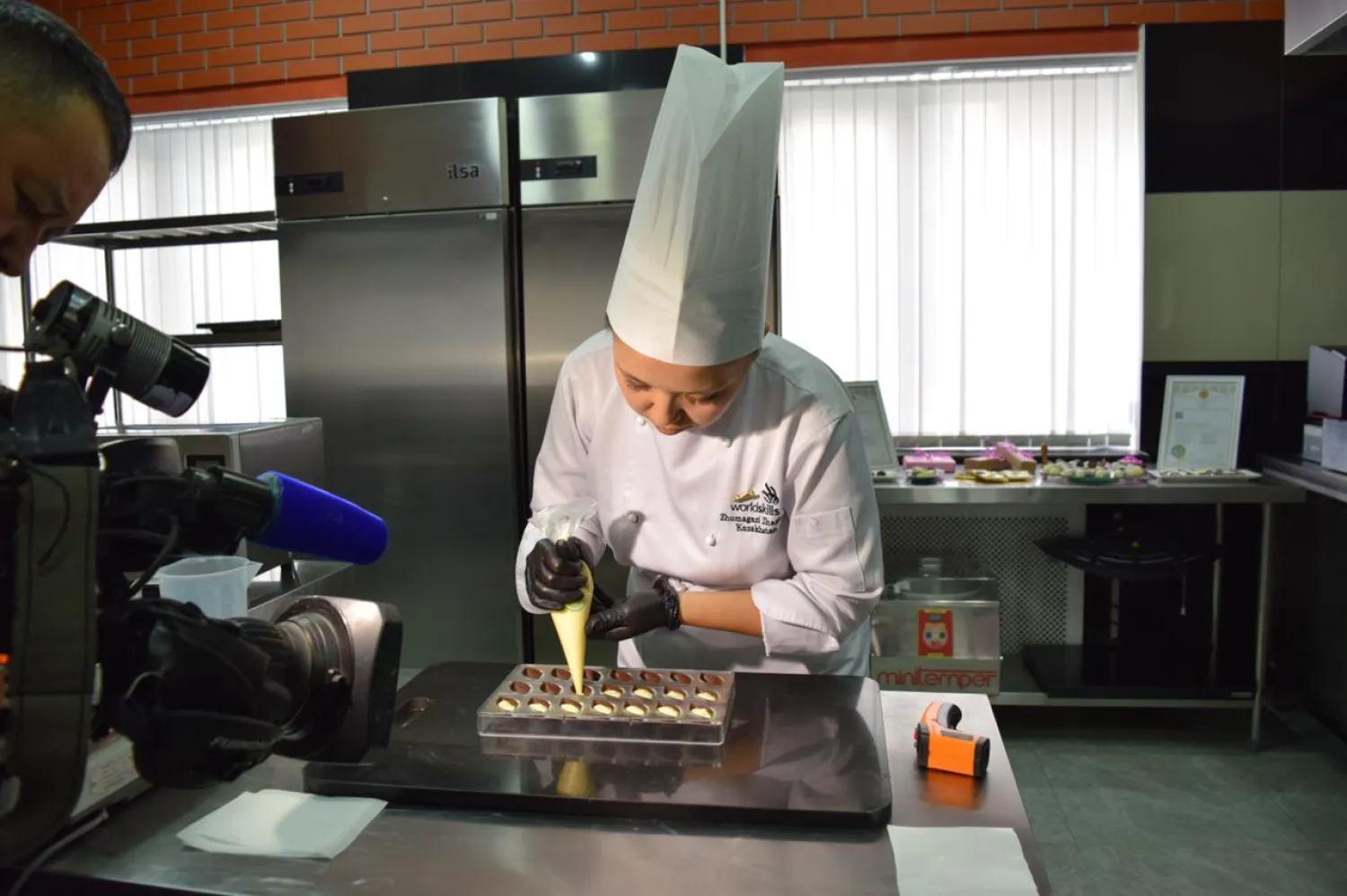 Наши конфеты могут есть даже диабетики - Жазира Жумагази