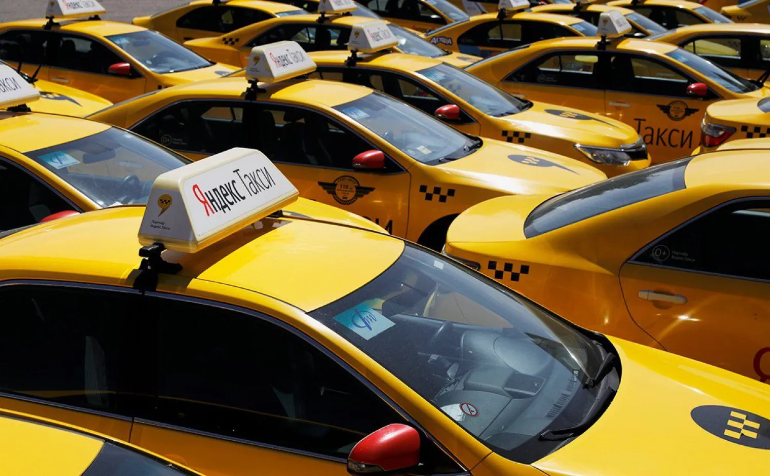Сбой у «Яндекс Go» и Uber: казахстанцы не могли заказать такси