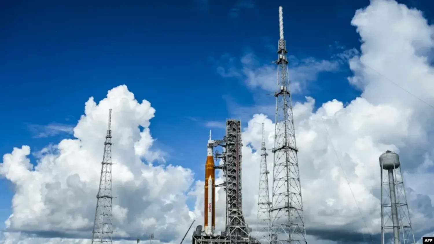 Запуск ракеты SLS отложили из-за технических неполадок