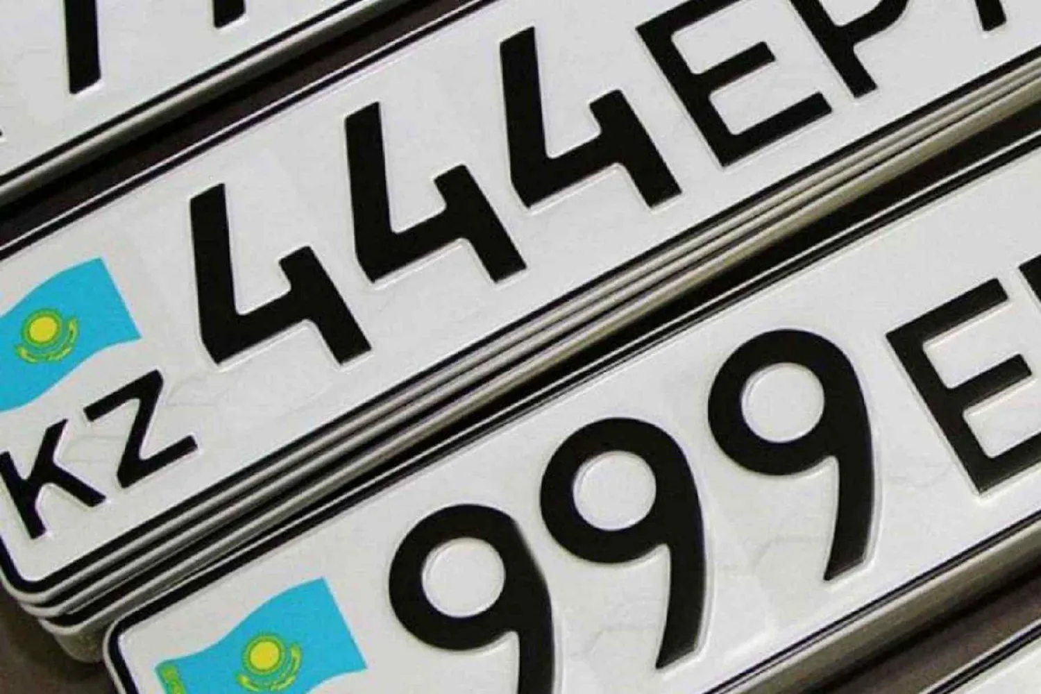 Какие коды на автономерах получат три новые области в Казахстане
