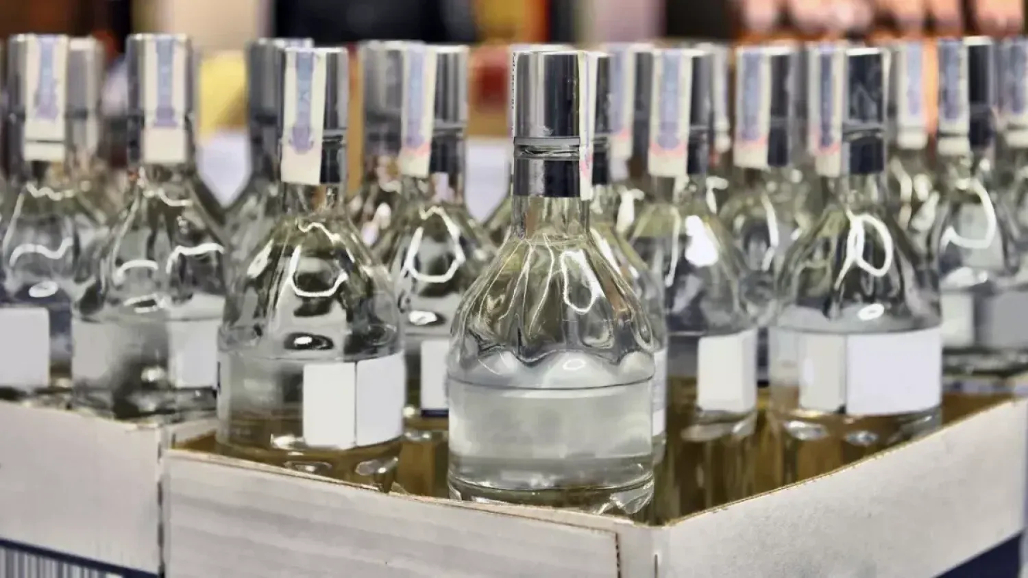 Как изменились цены на алкогольные напитки в Казахстане