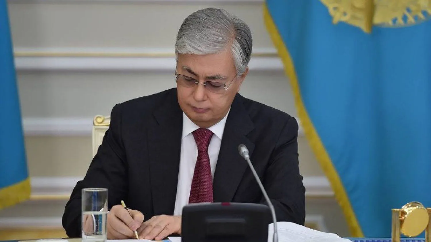 Указ о создании областей Абай, Жетысу и Улытау вступил в силу