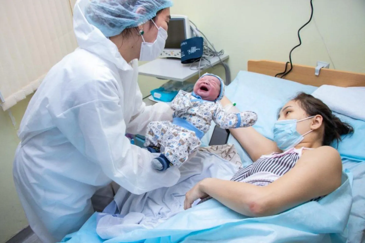 Около 14 тысяч родов принято в акушерском блоке столичной многопрофильной больницы