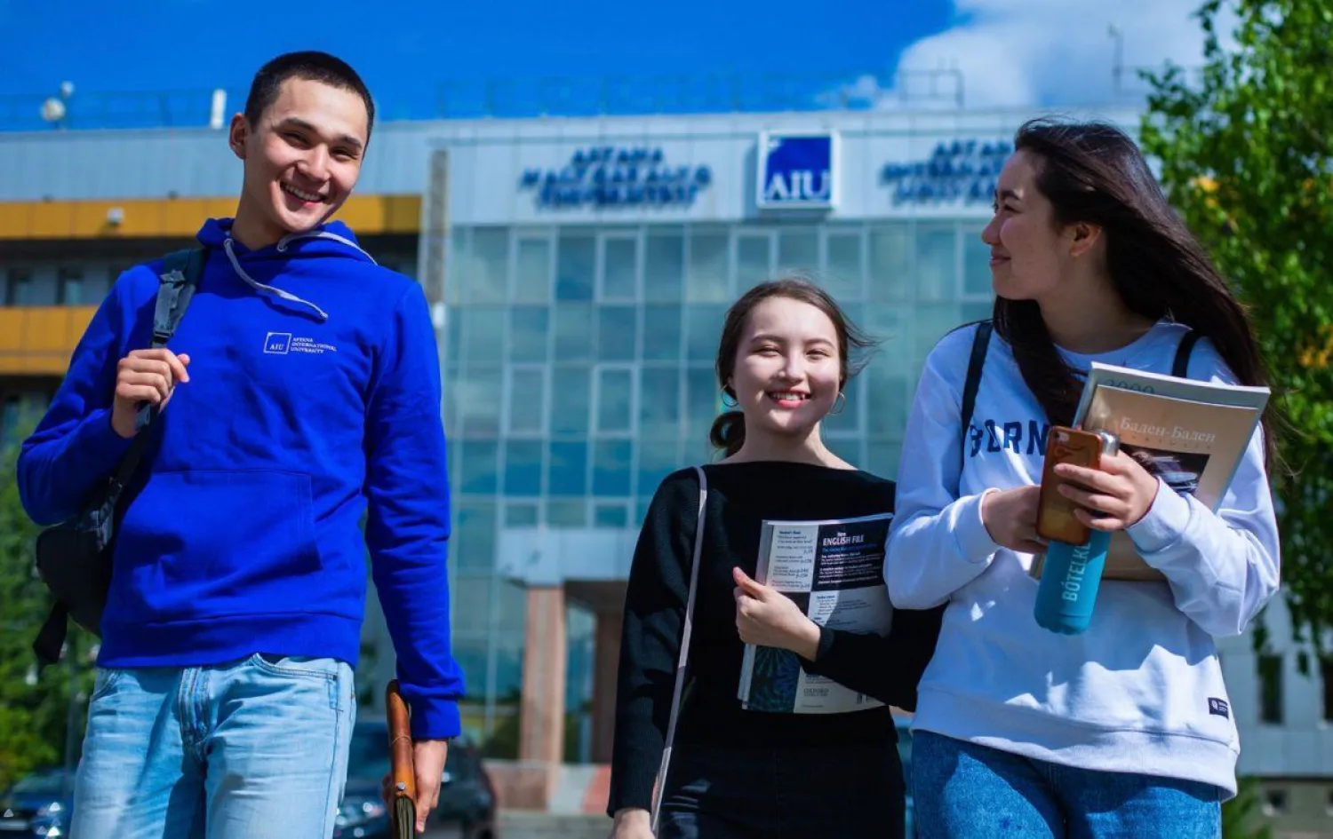 Astana International University приглашает студентов на учебу