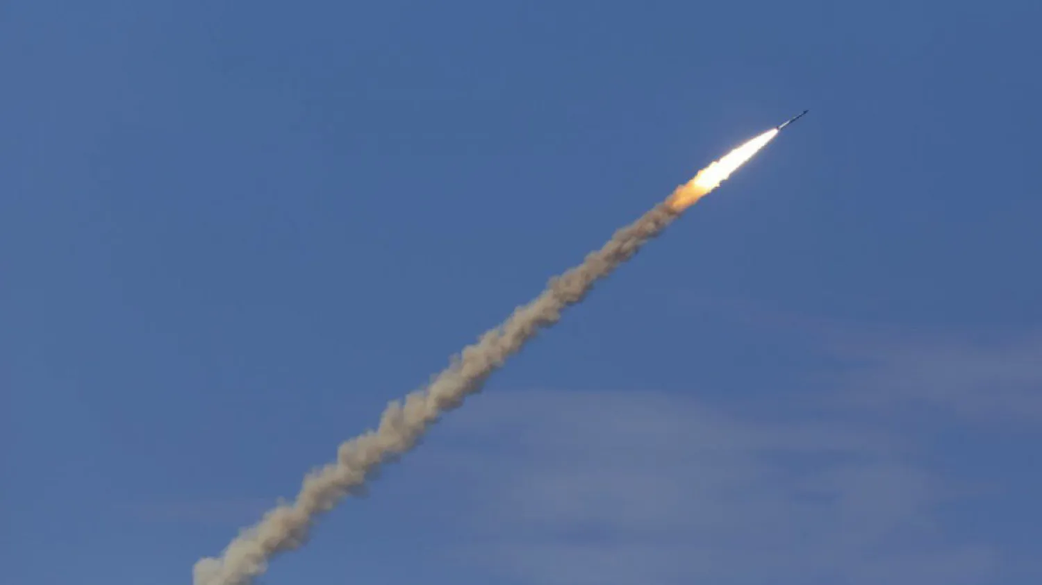 Южная Корея провела ракетные стрельбы в ответ на пуск с территории КНДР
