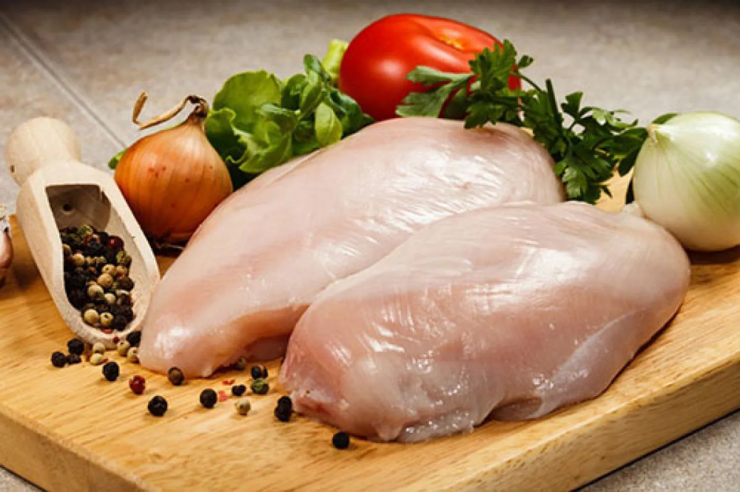 Золотая курочка: цены на мясо птицы резко подскочили в Казахстане