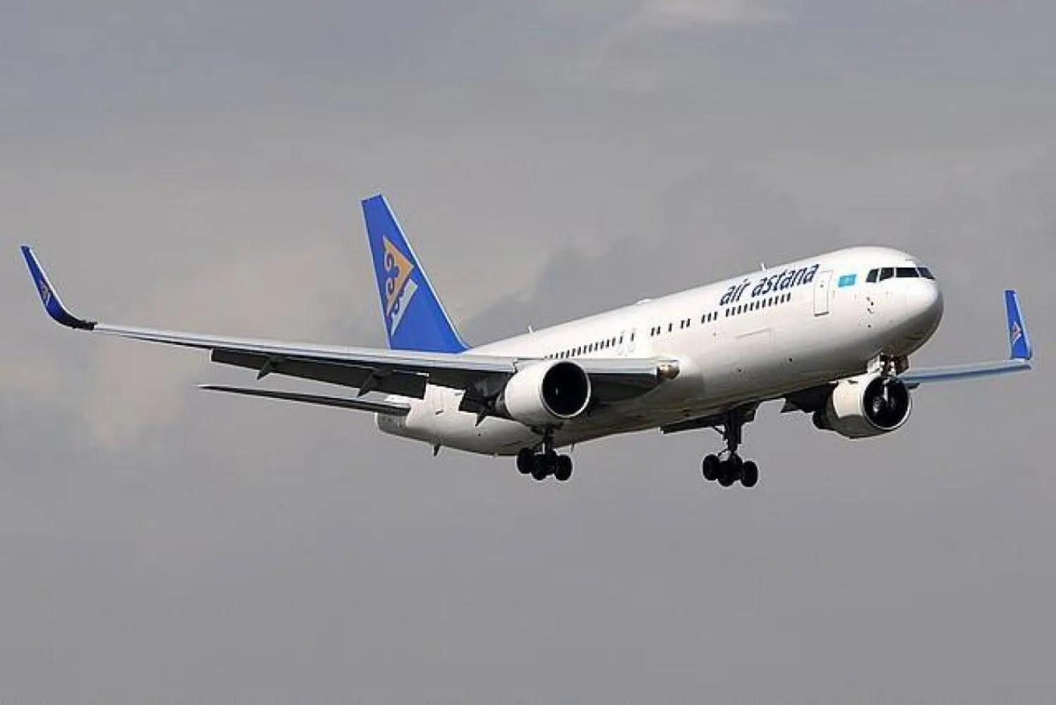 Air Astana приостанавливает рейсы в Россию