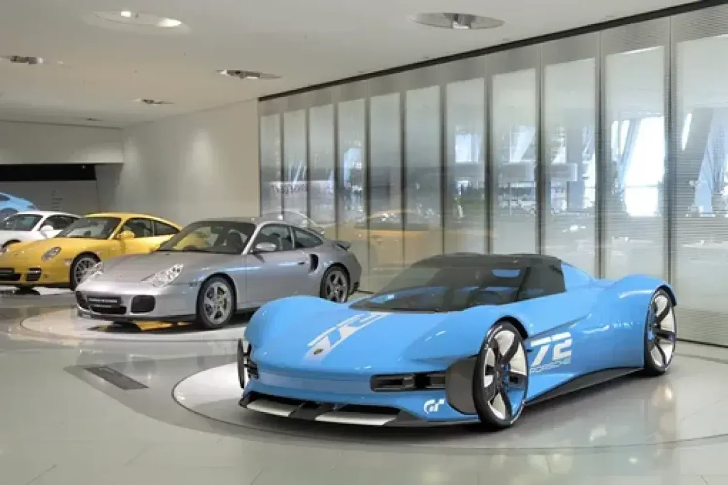 Porsche показал виртуальный суперкар будущего