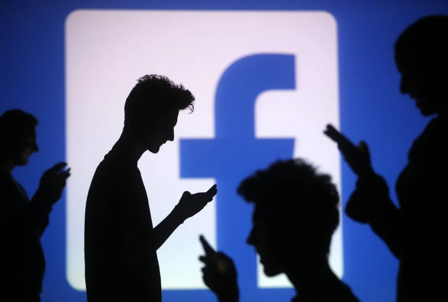 Казахстан получил доступ к внутренней системе уведомления о контенте Facebook