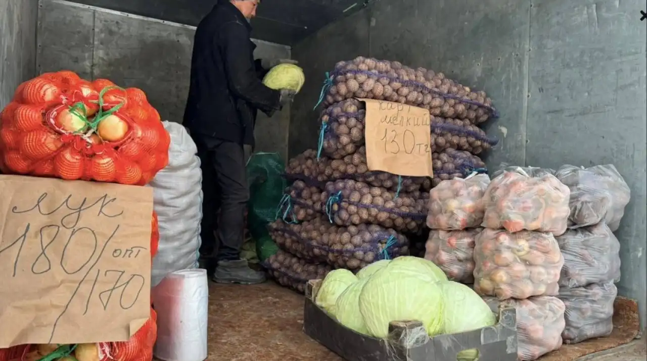 Казахстанцы приобрели на ярмарках 1600 тонн продукции