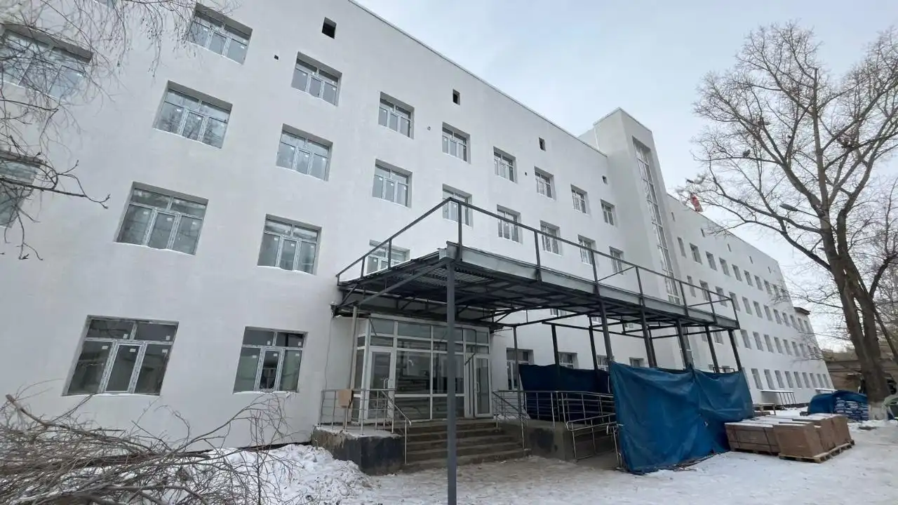 В столичной «железнодорожной» больнице ведется капитальный ремонт
