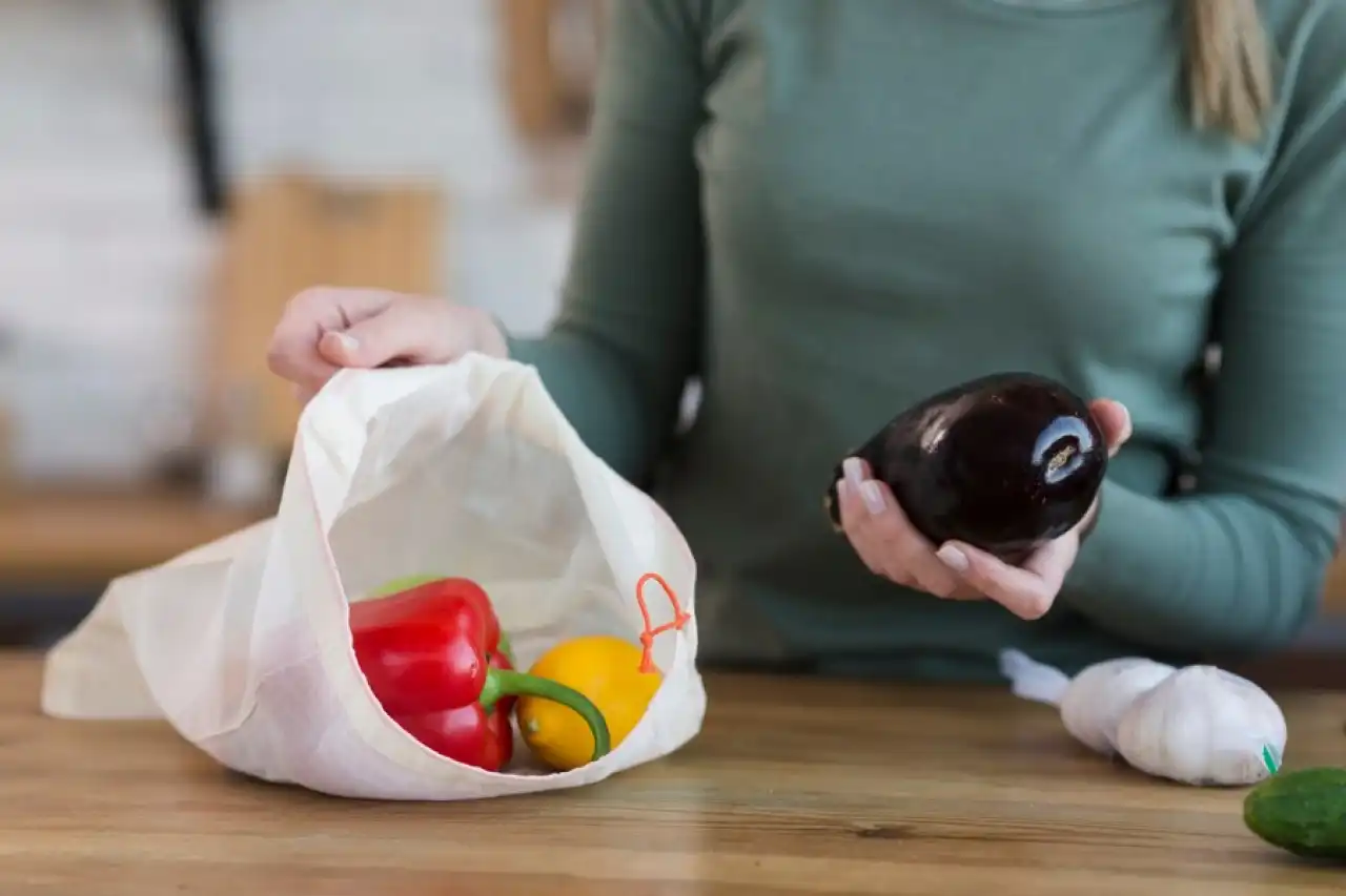 Несовершеннолетняя астанчанка украла продукты на крупную сумму денег