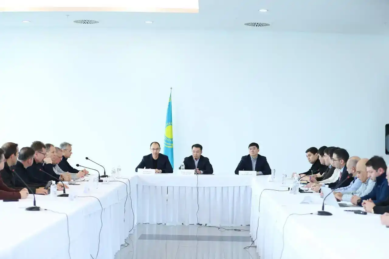 Казахстан направит черные ящики разбившегося самолета в бразильский CENIPA