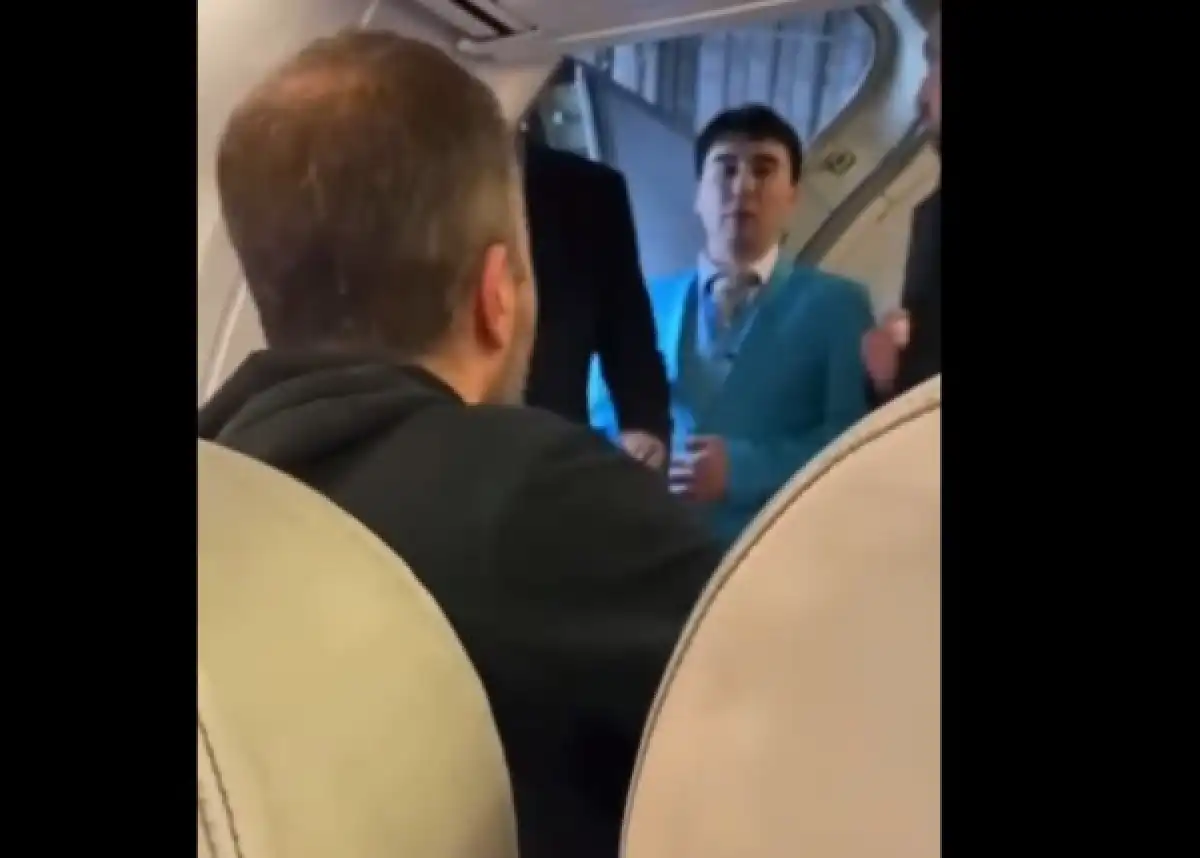 Задыхавшемуся авиапассажиру в Астане вместо врача понадобилась проверка на алкоголь