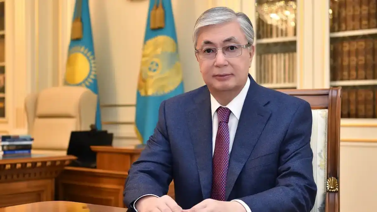 Глава государства поздравил казахстанцев с Национальным днем книги