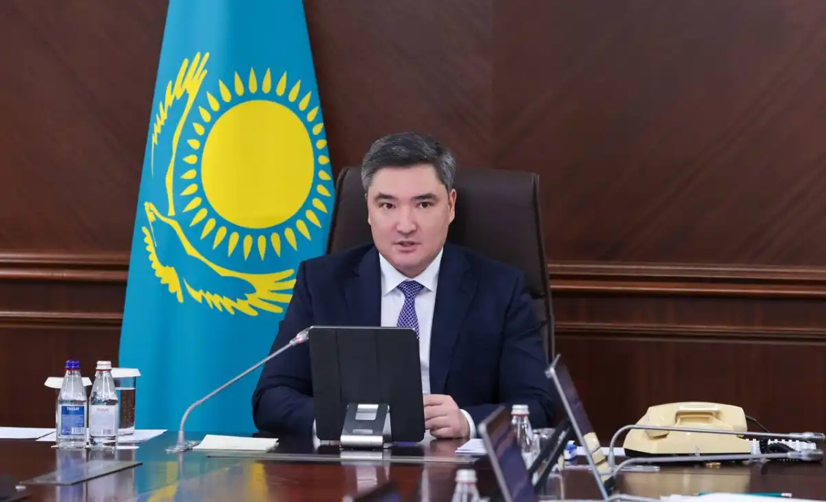 Олжас Бектенов назвал регионы в зоне риска по темпам строительства медицинских объектов