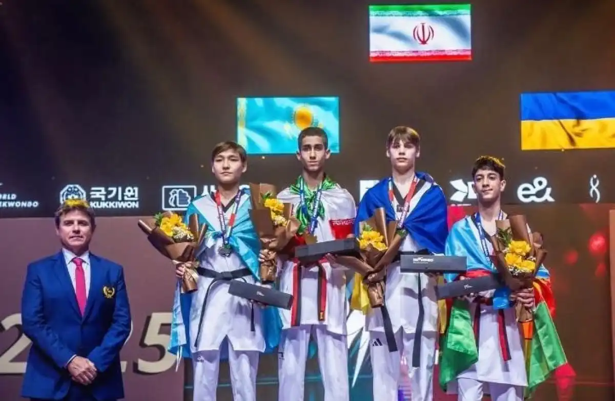 Астанчанин завоевал серебро на чемпионате мира по таэквондо среди юниоров