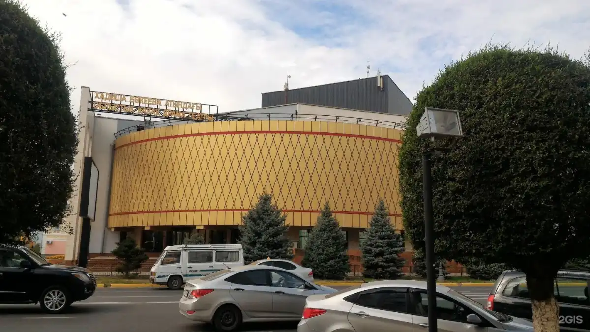 Почти на 1 млрд тенге переоценили стоимость ремонта театра в ЗКО