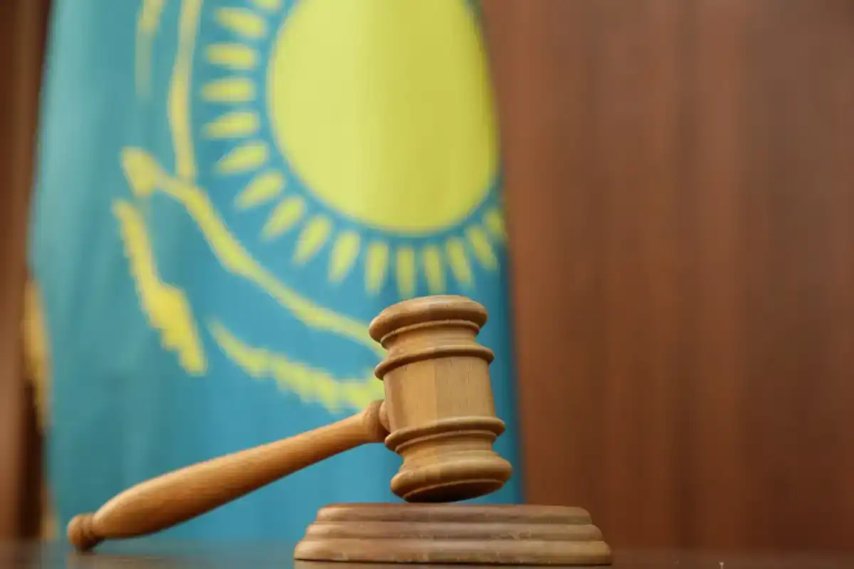 Суд конфисковал элитную недвижимость и автомобили у Перизат Кайрат